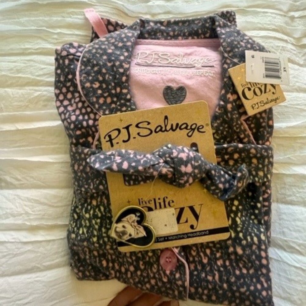 PJ Salvage Sleeeeping in flannel set! XS - with headband - Brand new with tags!